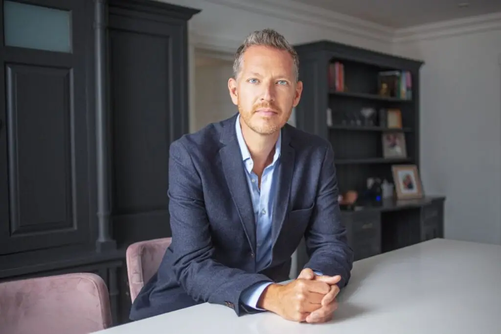 BOW APPOINTS NICK THOMPSON AS CEO